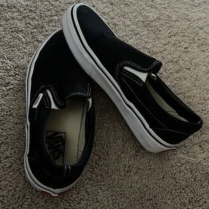 Black Slip-on Converse